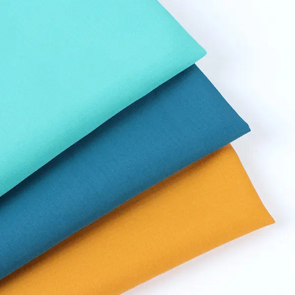 Nashe Textile amplía su línea de productos de telas para camisas con el lanzamiento de nuevas telas para camisas de poliéster multifuncionales.